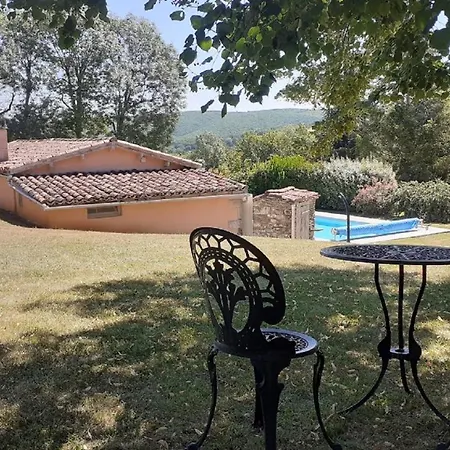 Les Campsis Saint-Antonin