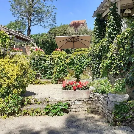 Les Campsis Semesterbostad